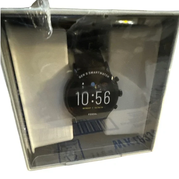 NIB Fossil Gen 5 4mm Black Silicone Black Smartwatch - FTW4025